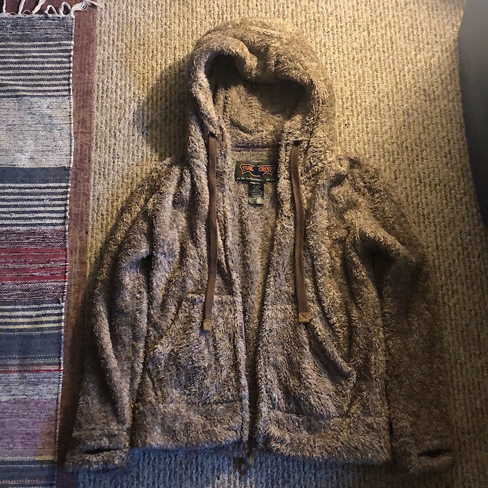 Trail crest outdoors jacket